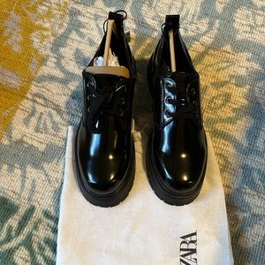 NWT Zara Laced Oxfords size 8